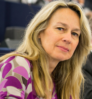 Photo of Constance LE GRIP